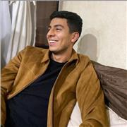 Estas interesado en aprender y comprender Historia? Soy un profesor de historia apasionado por enseñar a niños y adultos de todas las edades. Cuento con formación de Historia de la Pontificia Universidad Javeriana. Busco enseñar de manera que aprender y e